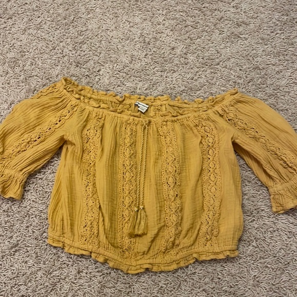American Eagle Outfitters Tops - American Eagle yellow blouse